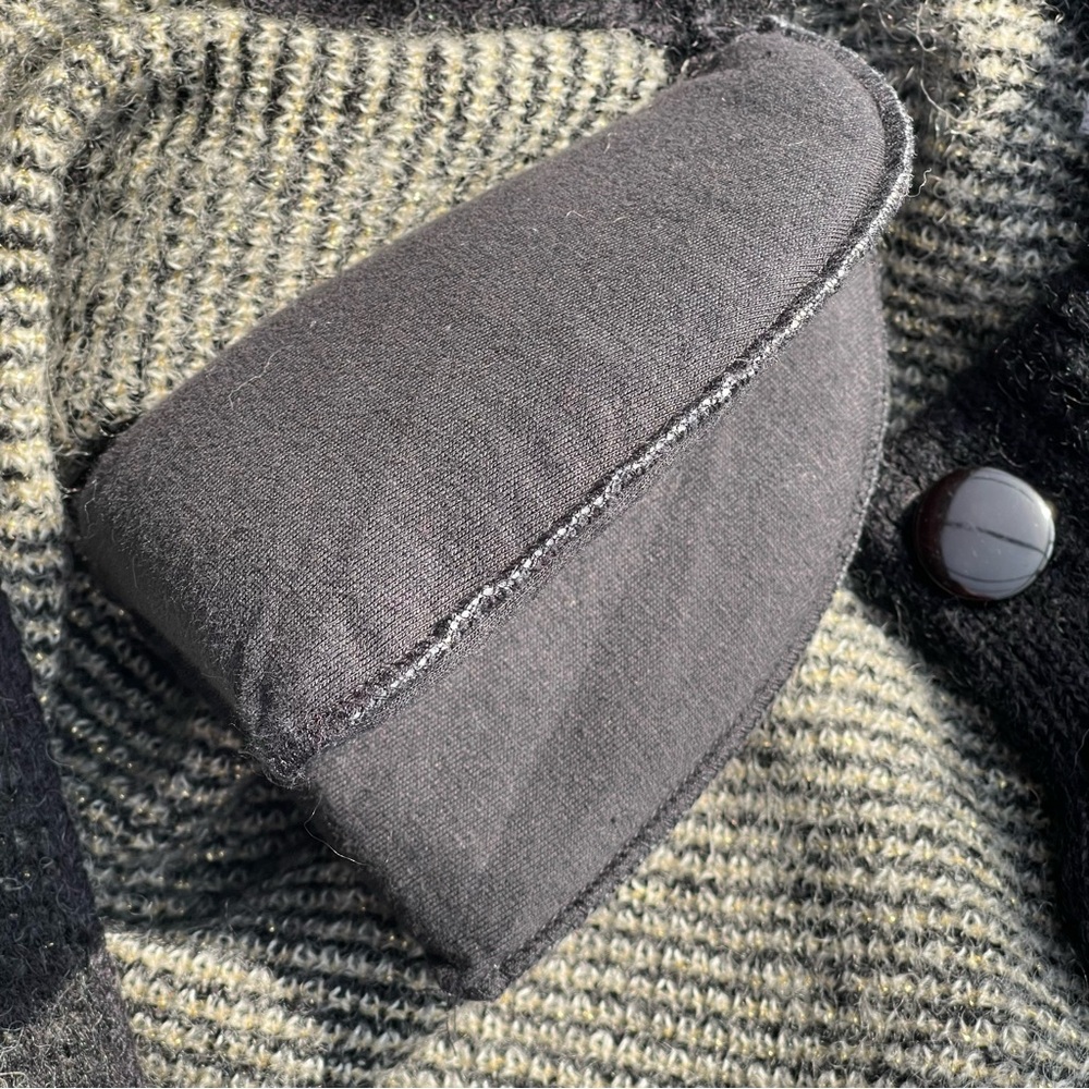 Vintage 80's Black/Grey/Gold Pattern Mohair High Neck Button Front Cardigan (M) - Picture 12 of 16